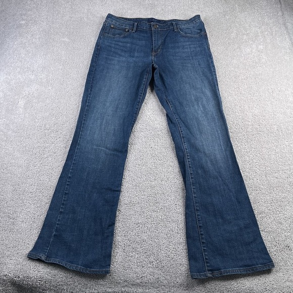 Levis Jeans Womens 14 Blue Demi Curve Classic Bootcut Mid Rise Stretch Denim - Picture 1 of 16